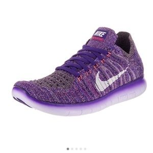 Brand New Never worn nikes flyknit running  purple