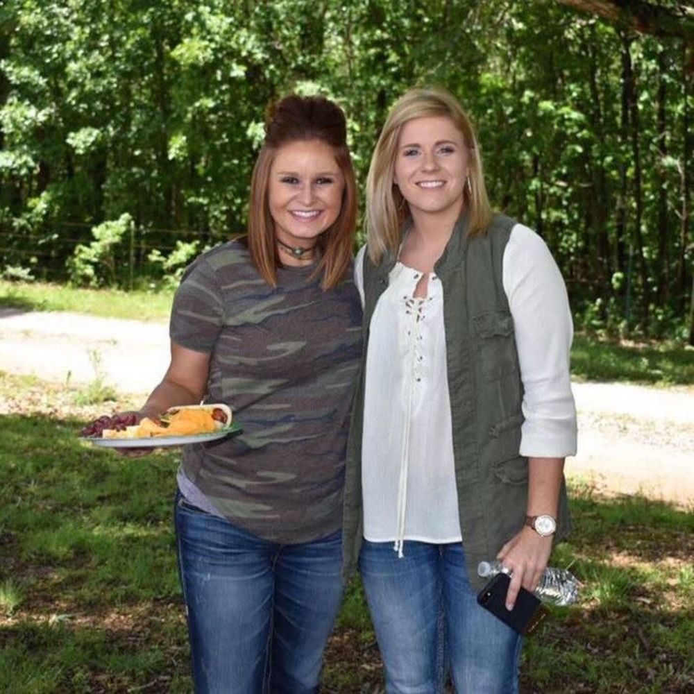 Meet your Posher, Debbi