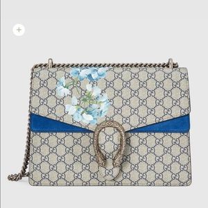 Meet your Posher, Roukayatou