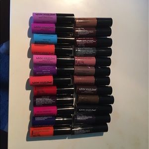 NYX Liquid Suede Vault (24 count)