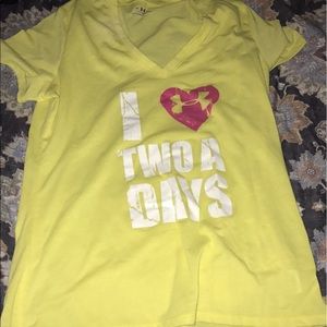 Under armour v-neck t-shirt