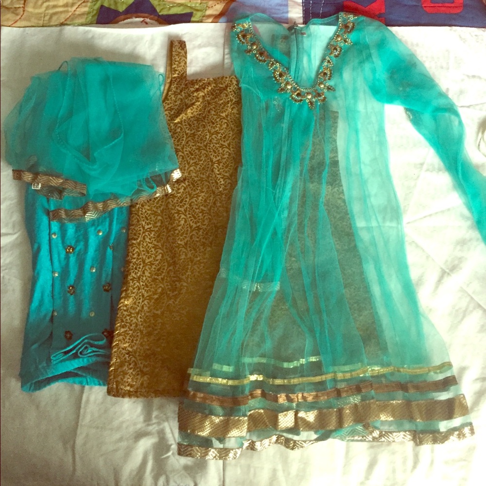 ❌❌🛑❌❌❌SOLD. Indian girls chudidar