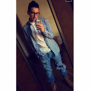 Meet your Posher, Armando