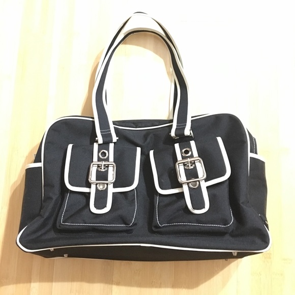 Oioi designer diaper bag - Picture 2 of 5