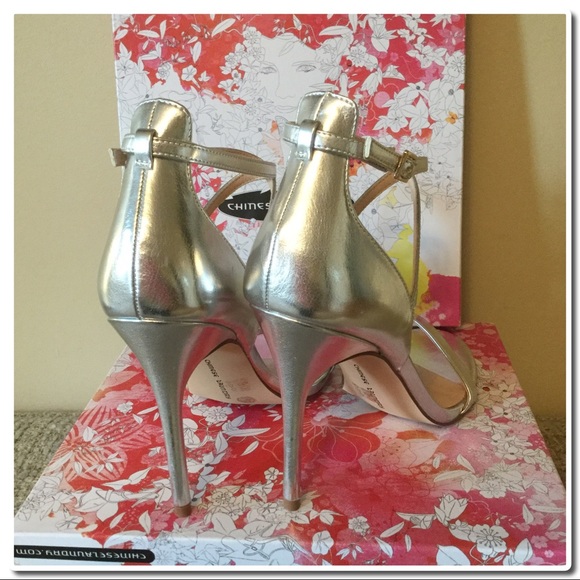 CCO Chinese Laundry Ankle Strap Heels - Picture 7 of 8