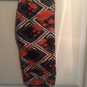 BNWOT LulaRoe OS leggings