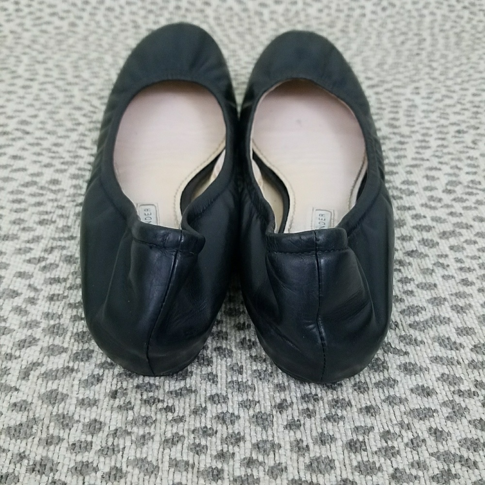 VERA WANG Lavender Ballet Flats - Picture 4 of 5
