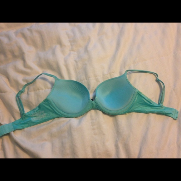 Victoria's Secret bra - Picture 4 of 5