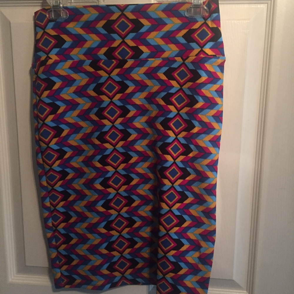 💥FLASH SALE💥LulaRoe Cassie Skirt BNWOT