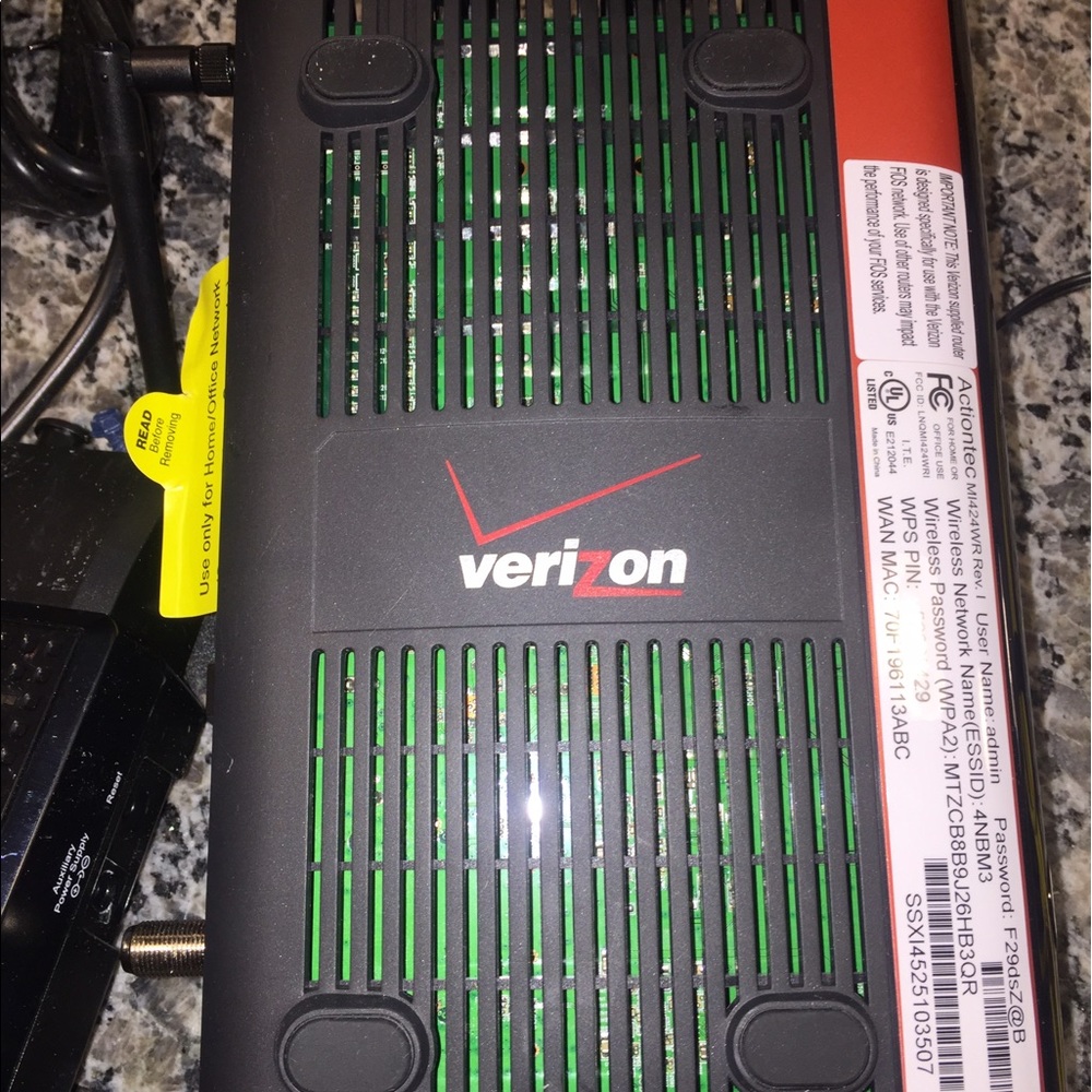 Verizon router - Picture 3 of 3