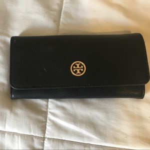 Tory Butch Black Wallet