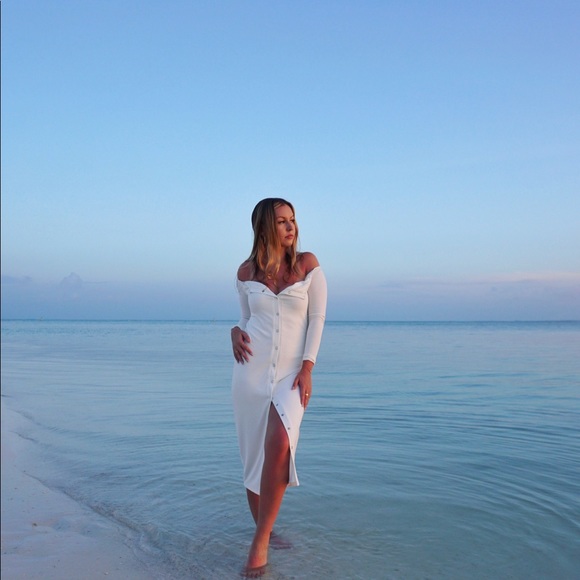 Meet your Posher, Serena - Picture 4 of 7