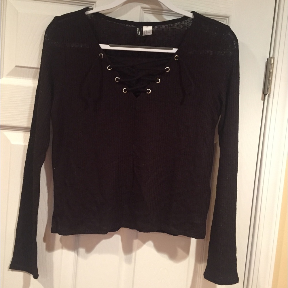 Black, long sleeve, Lace up light sweater