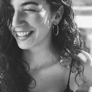 Meet your Posher, Alexandra