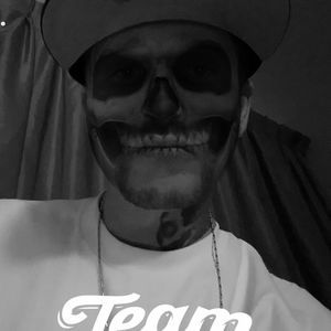 Meet your Posher, Dylan