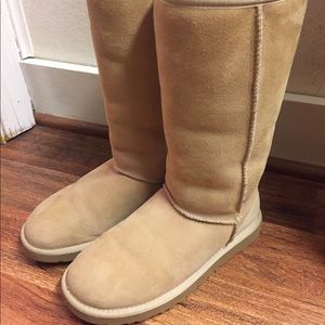 Light tan tall ugg boots
