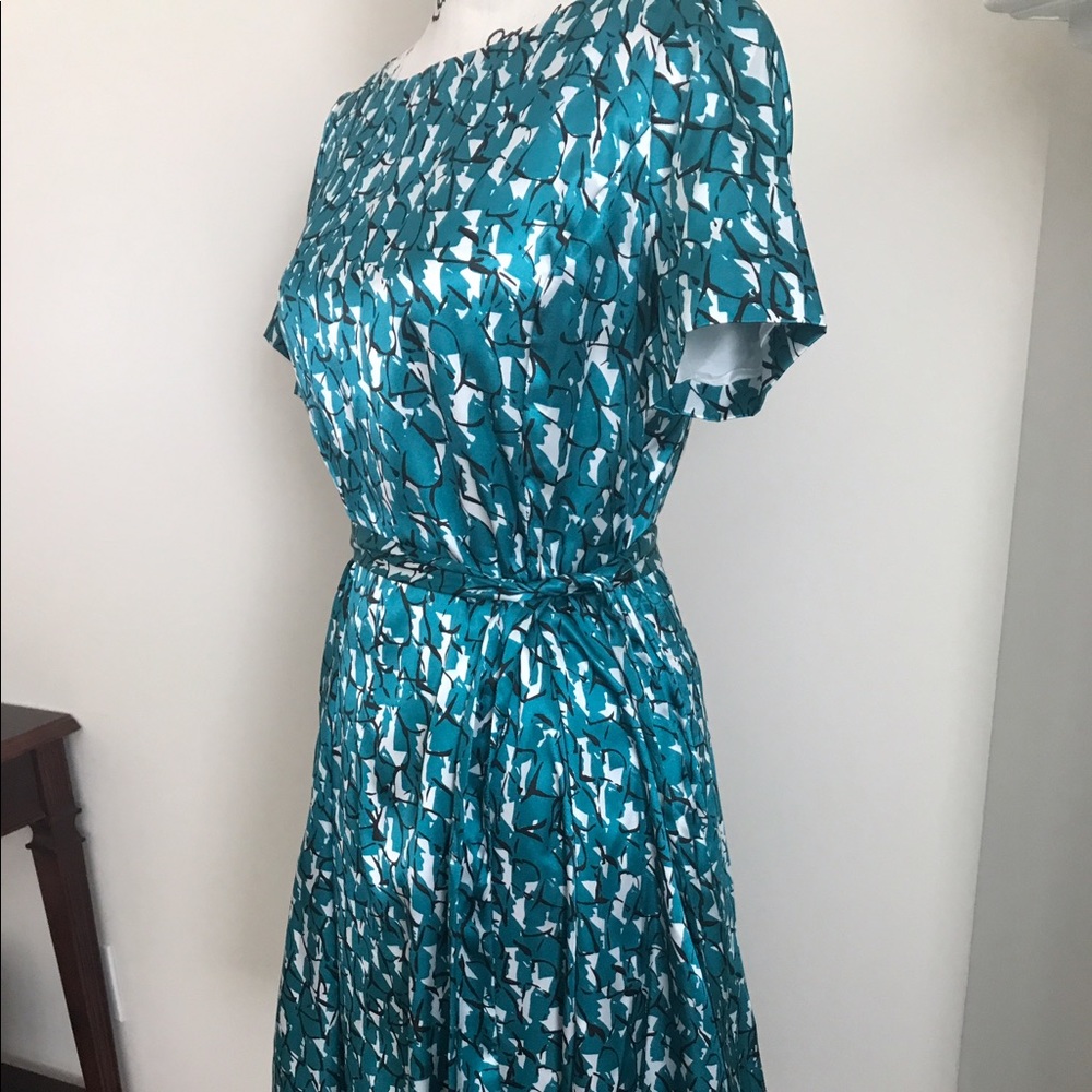 Midi dress with sash tie