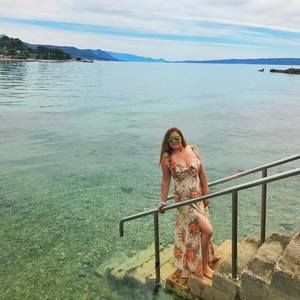 Meet your Posher, Amber