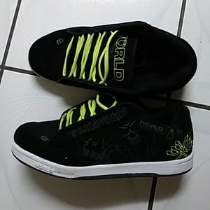 World Skater Sneakers