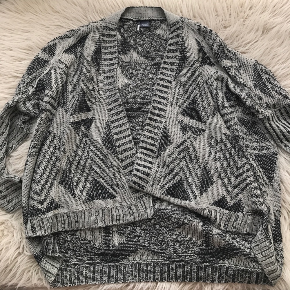 Urban Outiftters Sweater Size Small