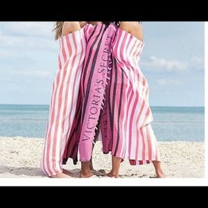 VS Beach Blanket
