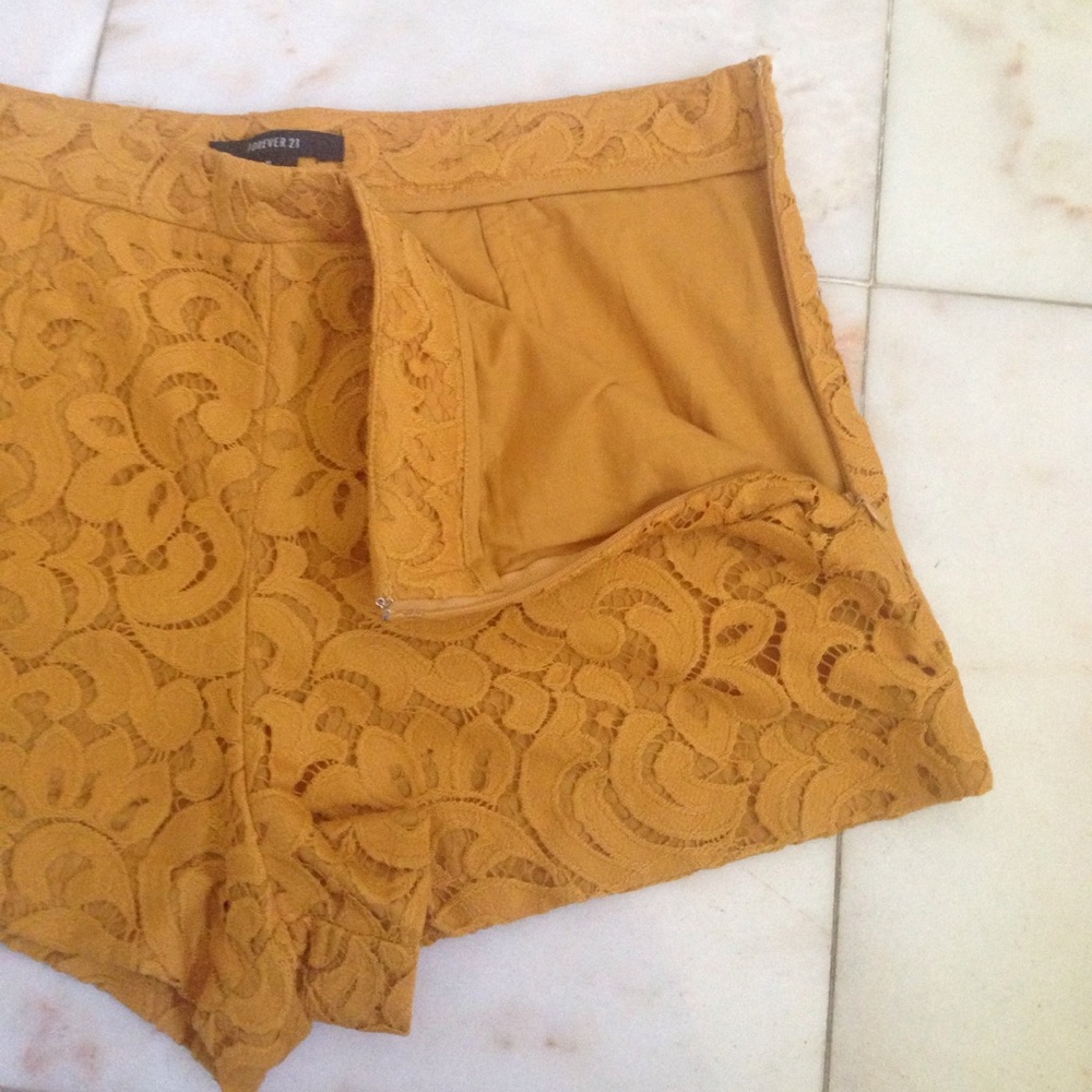 Forever 21 marigold lace shorts - Picture 3 of 4