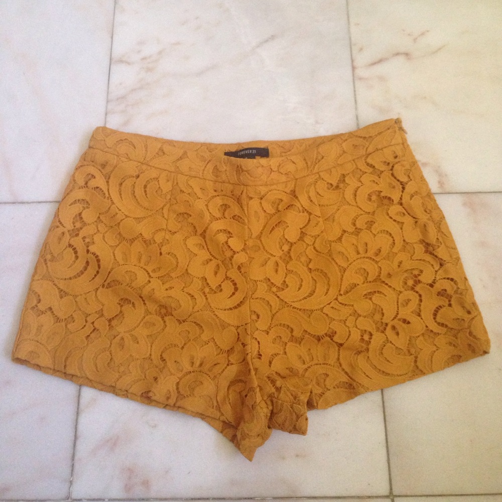 Forever 21 marigold lace shorts - Picture 2 of 4