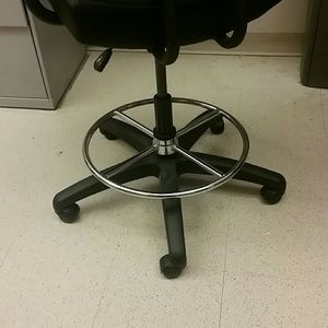 Meet your Posher, Sharon