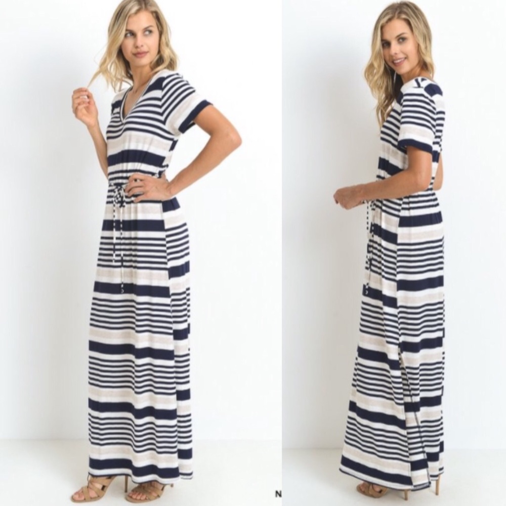 💙LAST💙 Navy Striped Waist Tie V Maxi Dress