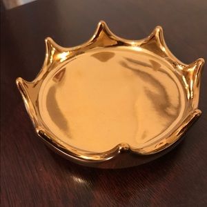 Starbucks siren crown top only.