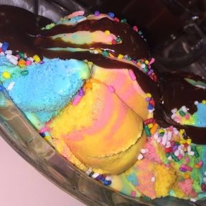 Meet your Posher, Bella