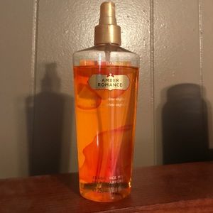 Victoria's Secret Amber Romance fragrance