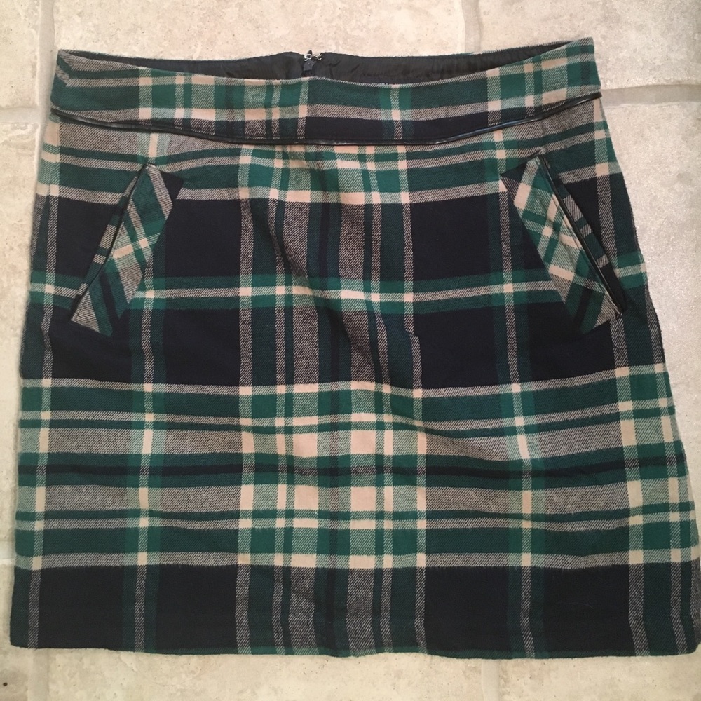 Tommy Hilfiger plaid skirt