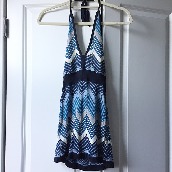 BCBG Maxazria Blue Zigzag Knit Halter Top Medium - Picture 3 of 5