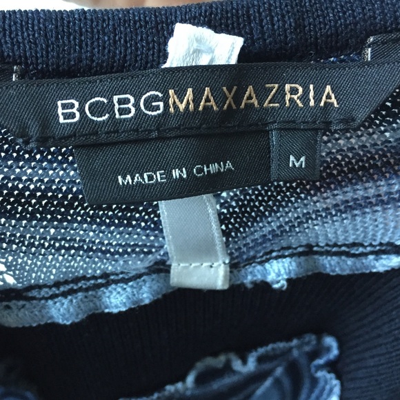 BCBG Maxazria Blue Zigzag Knit Halter Top Medium - Picture 5 of 5