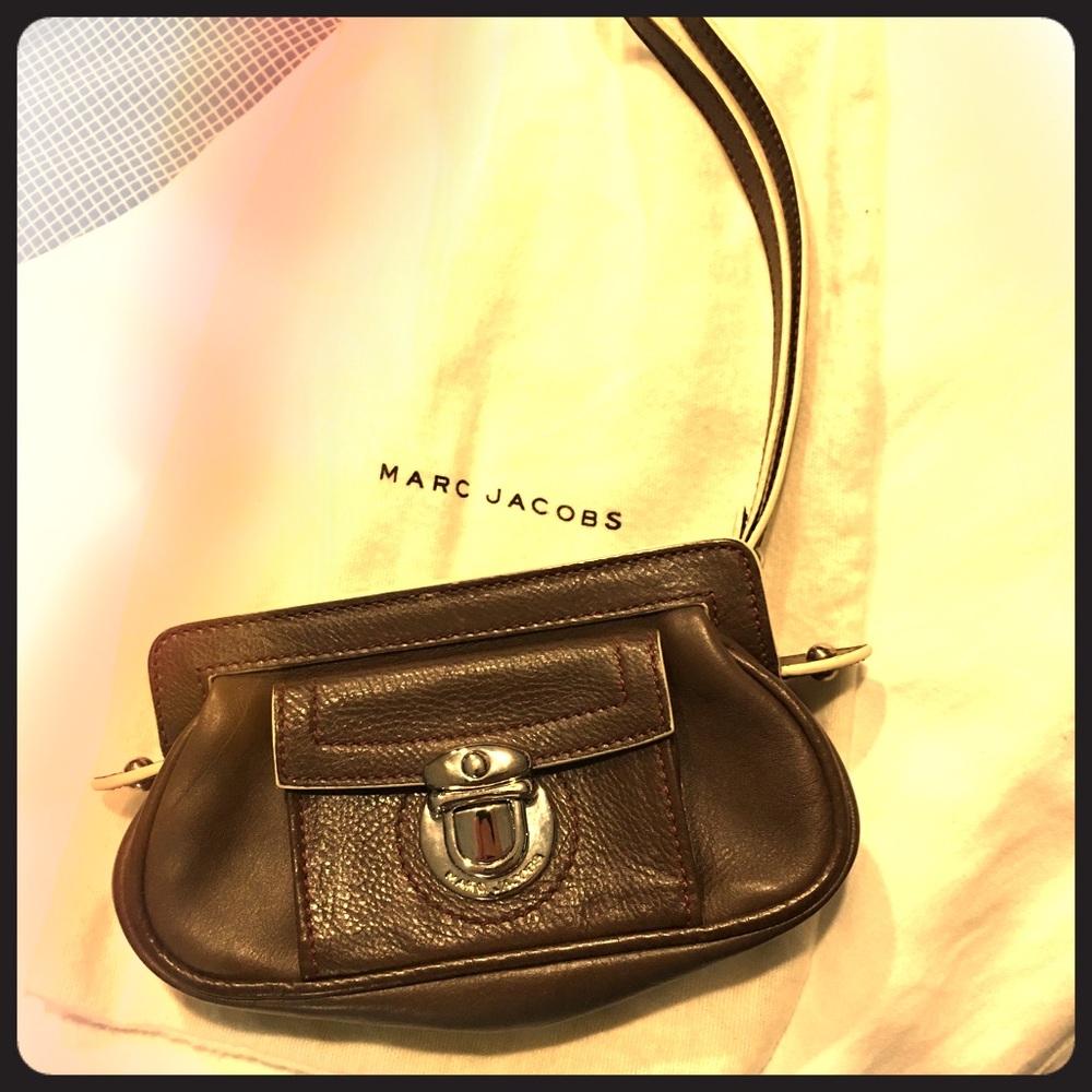 Marc Jacobs wristlet