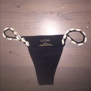 Kaohs small rie black shell bottom