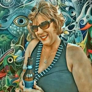 Meet your Posher, Stacy