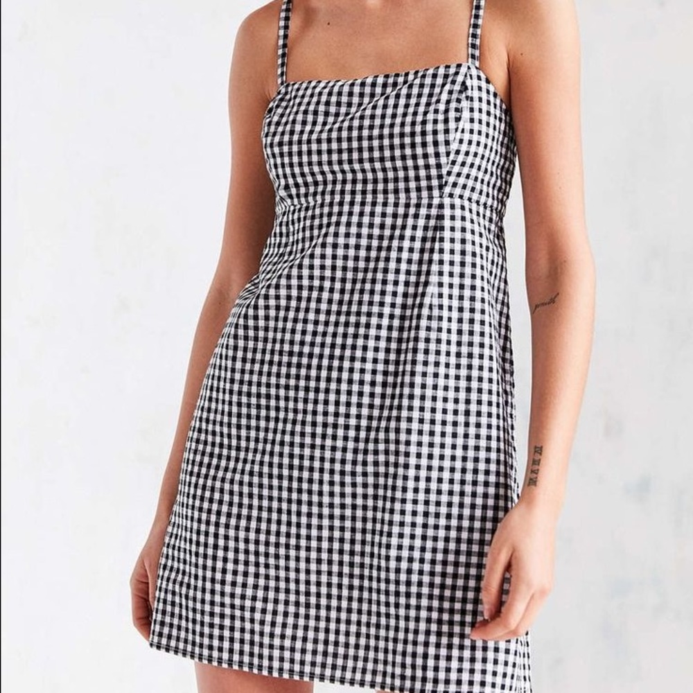 GINGHAM BODYCON DRESS -BLACK AND WHITE Sz 4