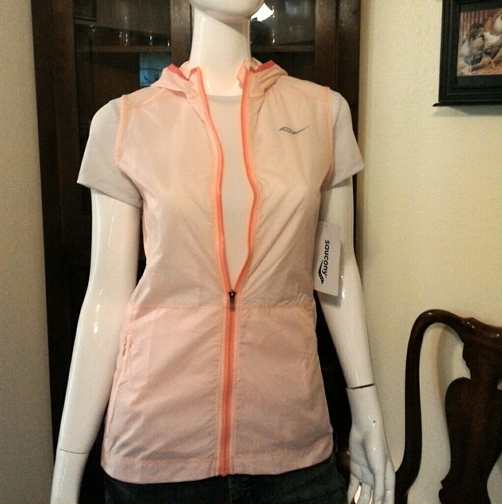 Women's Saucony Freedom Vest - Picture 2 of 4