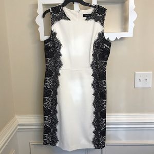 Beautiful CHETTA B sheath dress with lace detail