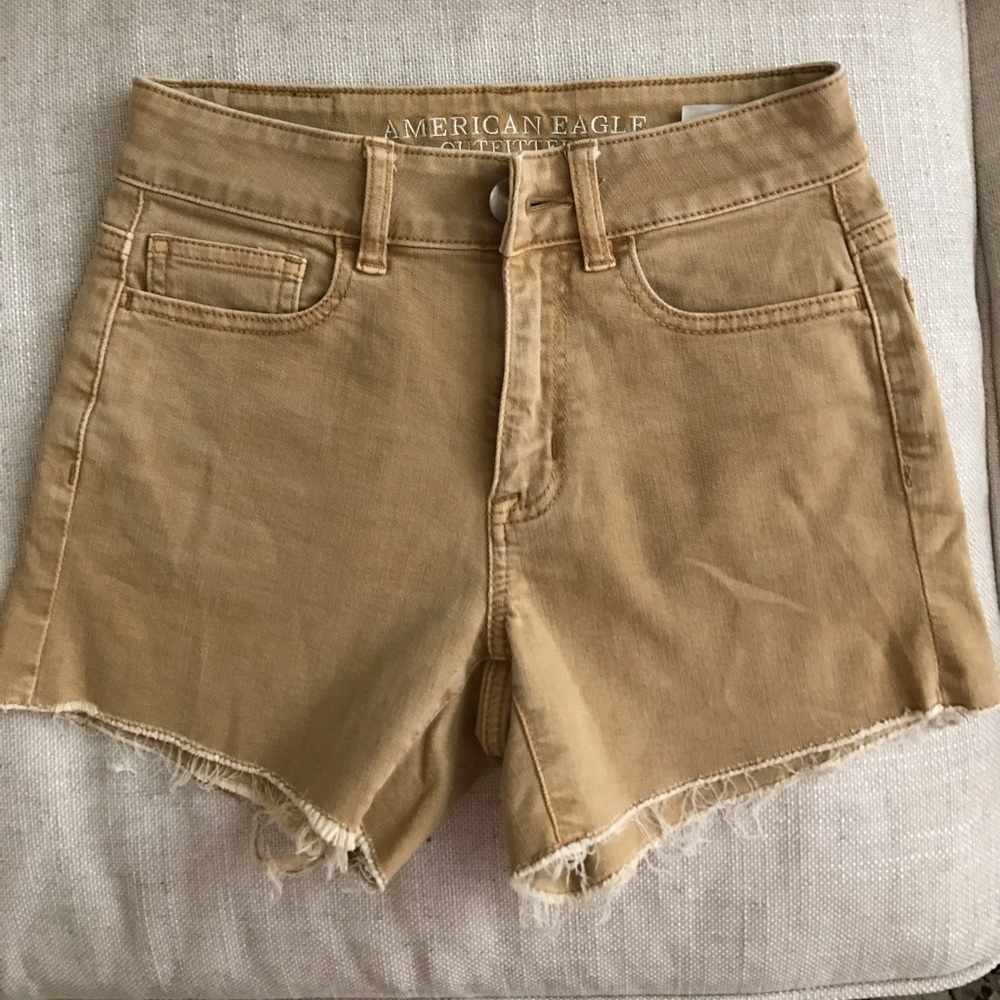 american eagle shorts!!