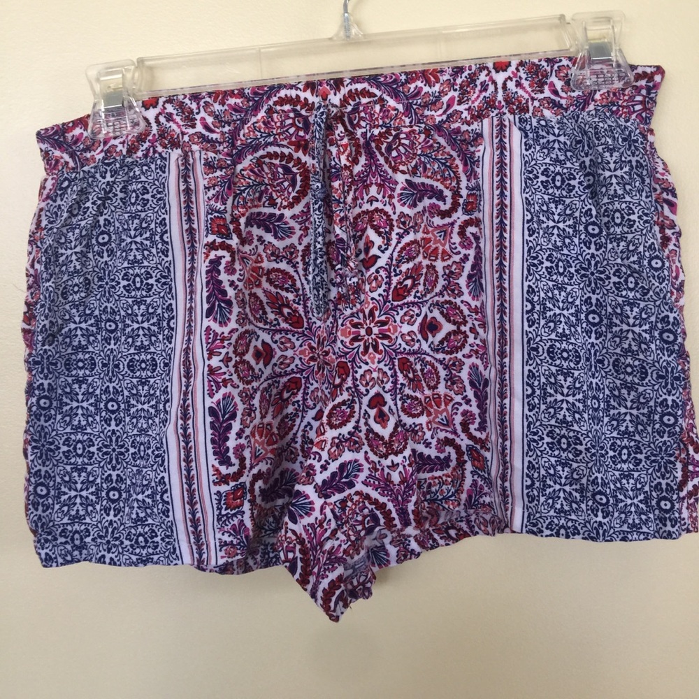 paisley printed soft shorts with tie in front