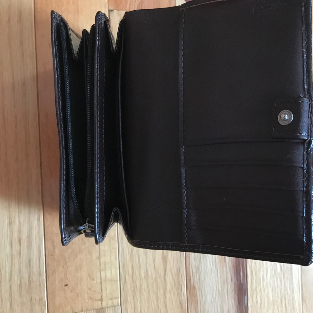 Coach Wallet - Picture 3 of 4