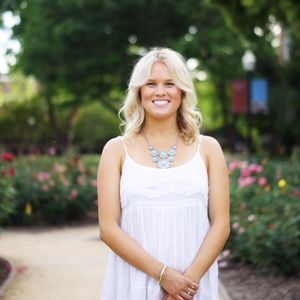 Meet your Posher, Courtney