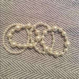 ⚪️ Faux pearl bracelets (set of 4)