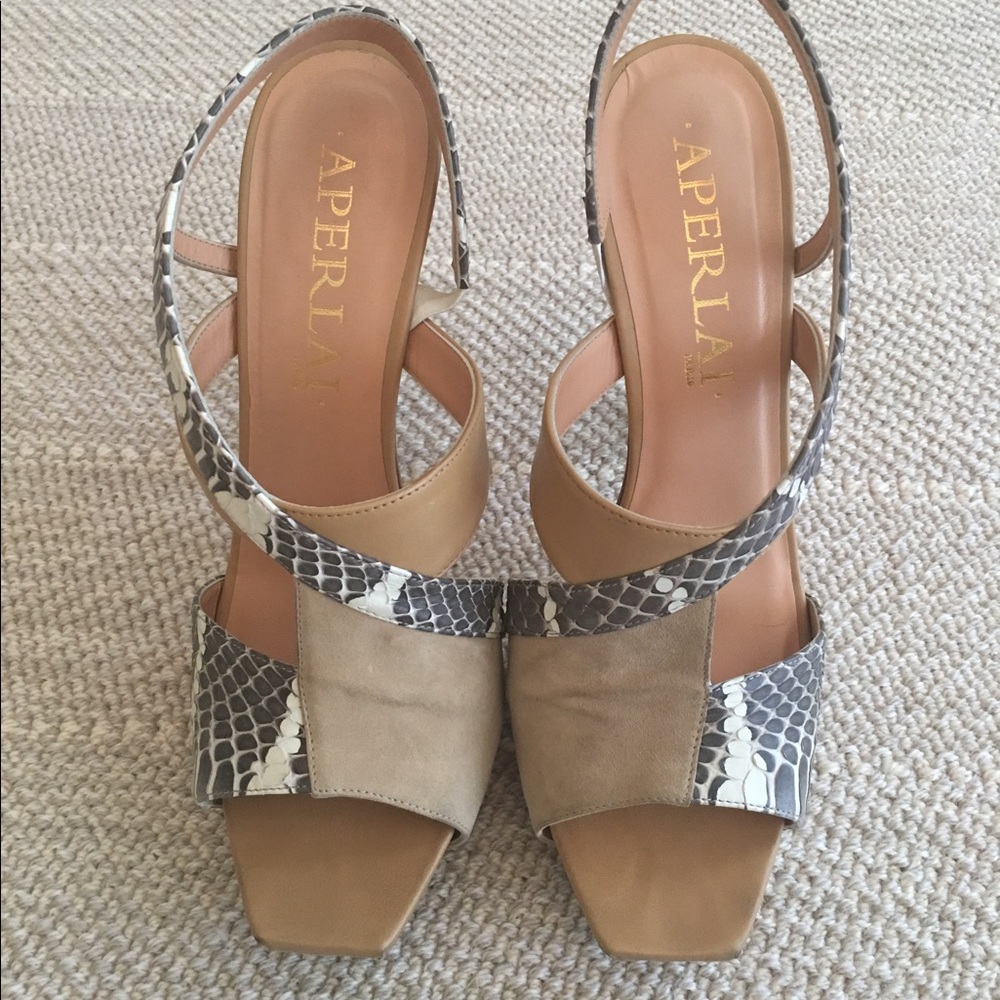 Aperlaii heels