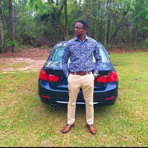 Meet your Posher, Lamont