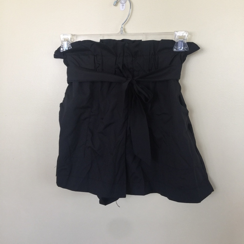 black shorts with elastic band (ruffled top) & tie