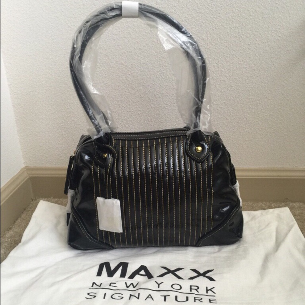 Max New York Signature Handbag